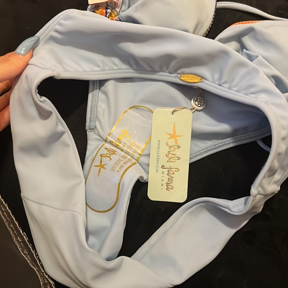 Luli Fama bikini - Picture 3 of 5